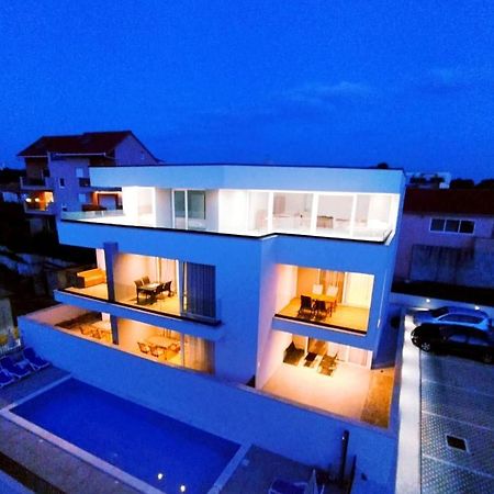 Villa Apartment Joel Trogir Exterior foto